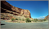 Turn below Balanced Rock