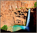 Mooney Falls in Sun Panoramoa